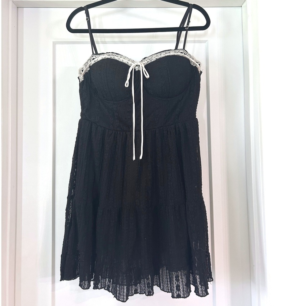 Sugar Lips Black Lace Bustier Mini Dress White Trim Tiered Smocked Back Large